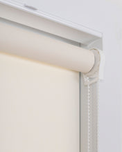 Görseli Galeri görüntüleyiciye yükleyin, Basics Işık Filtreleyen Stor Perde