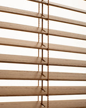 Görseli Galeri görüntüleyiciye yükleyin, 25mm Basic Doğal Ahşap Jaluzi