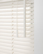 Görseli Galeri görüntüleyiciye yükleyin, 25mm Basic Doğal Ahşap Jaluzi