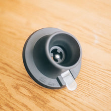 Görseli Galeri görüntüleyiciye yükleyin, Hario Switch silikon tabanındaki paslanmaz çelik bilye ve akış mekanizması