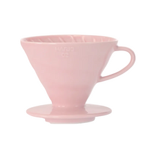 Görseli Galeri görüntüleyiciye yükleyin, Hario V60 02 Renkli Seramik Dripper — Pembe