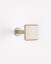 Görseli Galeri görüntüleyiciye yükleyin, Vera Perde Askı Aksesuarı