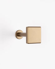 Görseli Galeri görüntüleyiciye yükleyin, Vera Perde Askı Aksesuarı