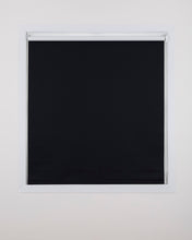 Görseli Galeri görüntüleyiciye yükleyin, Blackout
