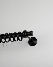 Görseli Galeri görüntüleyiciye yükleyin, Tapon 25 mm Alüminyum Perde Rustiği Seti (Siyah/Mat Krom)