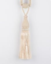 Görseli Galeri görüntüleyiciye yükleyin, Gaia Perde Bağlama Aksesuarı - Ventana Concept