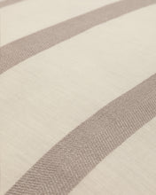 Görseli Galeri görüntüleyiciye yükleyin, Marina 100% Keten Kırlent Kılıfı