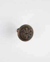 Görseli Galeri görüntüleyiciye yükleyin, Theodora Perde Asma Aksesuarı - Ventana Concept