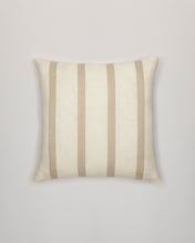 Görseli Galeri görüntüleyiciye yükleyin, Marina 100% Keten Kırlent Kılıfı