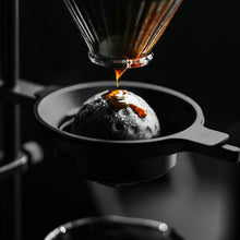 Görseli Galeri görüntüleyiciye yükleyin, MHW-3BOMBER Espresso Soğutucu Top — 30 mm — resmi üretici görseli
