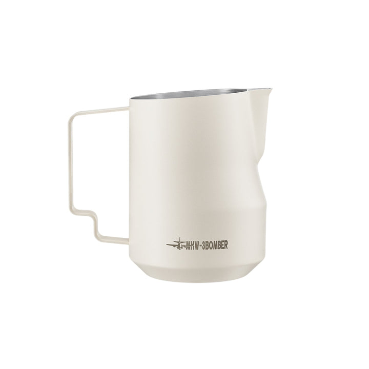 MHW-3BOMBER Turbo Milk Süt Potu — Beyaz, 450 ml — resmi üretici görseli
