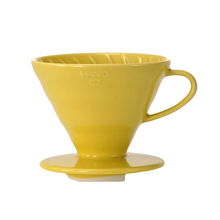 Görseli Galeri görüntüleyiciye yükleyin, Hario V60 02 Renkli Seramik Dripper — Sarı
